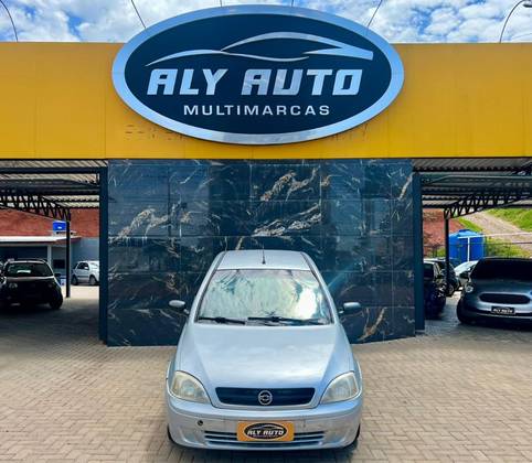 CHEVROLET CORSA 1.0 MPFI JOY SEDAN 8V FLEX 4P MANUAL CHEVROLET CORSA 1.0 MPFI JOY SEDAN 8V FLEX 4P MANUAL